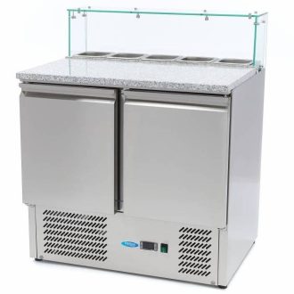   Maxima 09400207 Pizzaelőkészítő hűtött munkaasztal, kétajtós, 285 literes, üvegezett beépített feltéthűtővel (5xGN1/6)